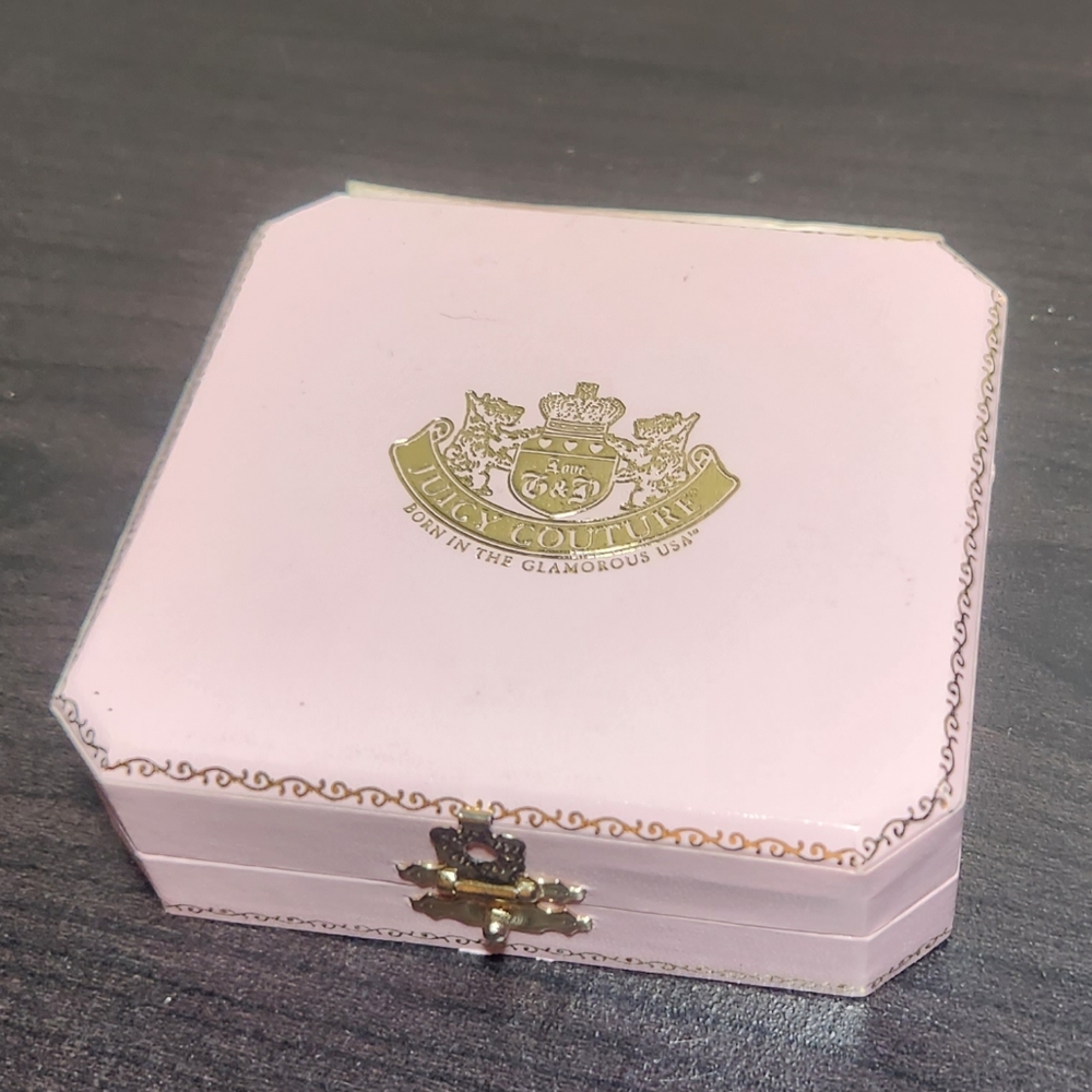 Juicy Couture Charm Necklace - Picture 3 of 3